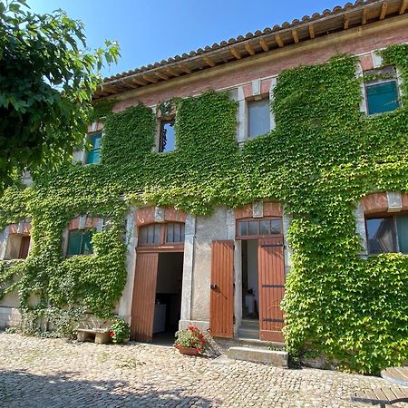 Les Pierrades En Camargue Villa โวแวร์ ภายนอก รูปภาพ